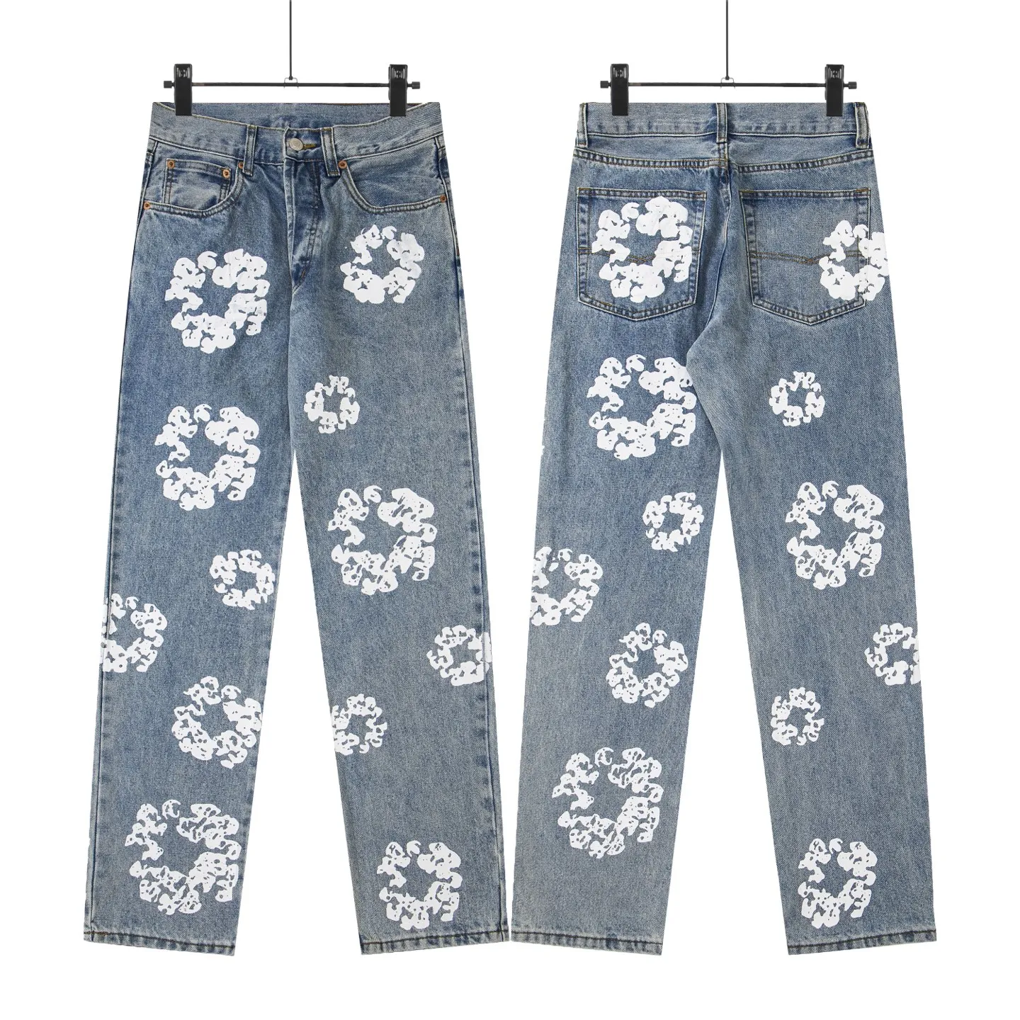 #8197 P220💰 DENIM TEARS Kapok American niche brand printed washed straight jeans. Produced by a major washed factory. Full of high-end feel. Knee part destroyed design with patchwork design. Already used as facade design. Leather waist nameplate. The focus of this style is not on washing, but on the destroyed shape and version. The secret lies in the craftsmanship of the master. The cost of post-production grinding, machining, knife cutting, etc. is far beyond comparison with assembly line products. Color: black, blue, gray. Size: 28-36 (corresponding to S-XXL)